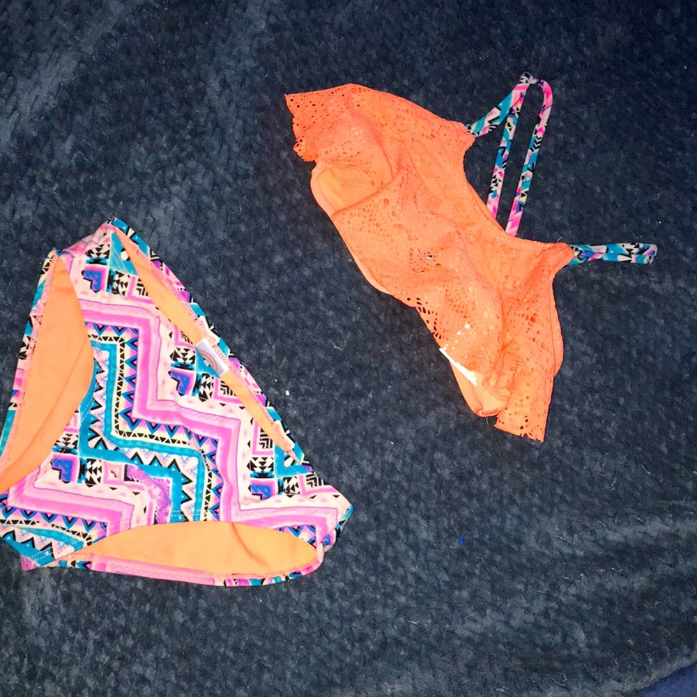 Bathing suit